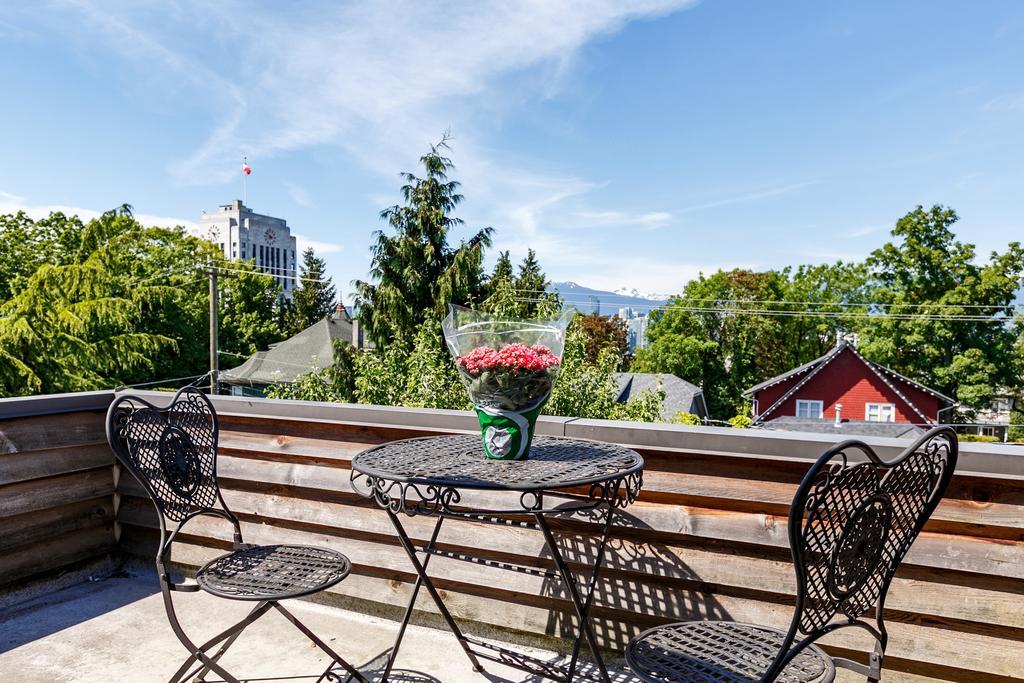 The Manor Guest House Vancouver Exteriör bild